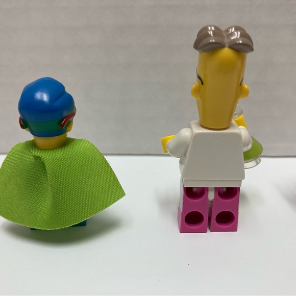 LEGO Simpsons Series 2 Mini Figurines - Picture 8 of 11